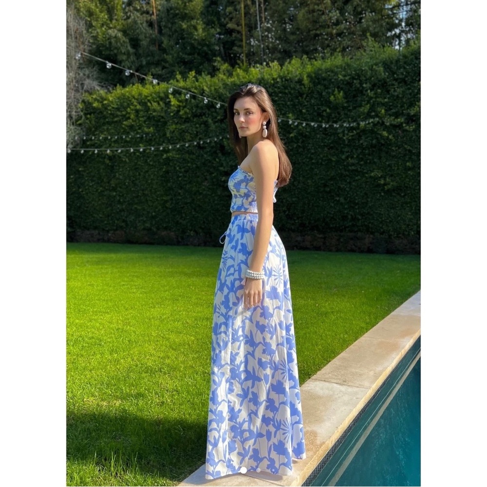 Set in Soft Blue & White